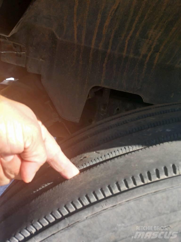 GMC Topkick C 7000 Hakkeveokid