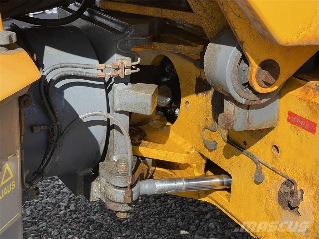 Wille 655C Kompakttraktorid