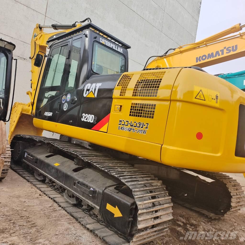 CAT 320 D 2 Roomikekskavaatorid