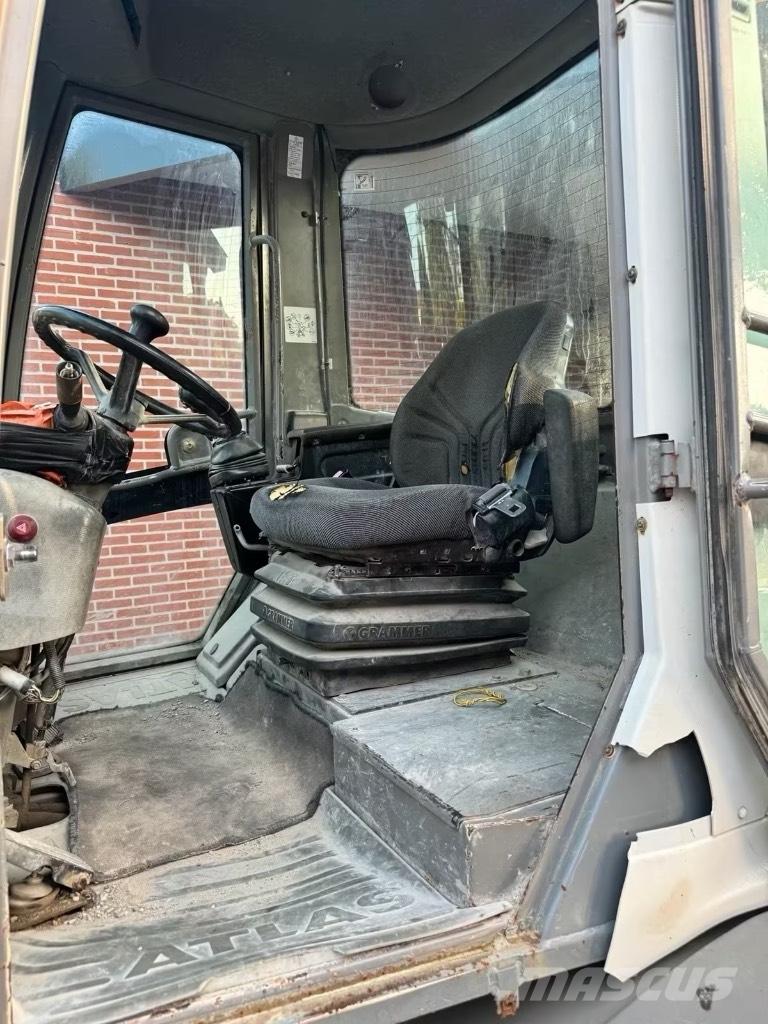 Atlas AR 65 Rataslaadurid