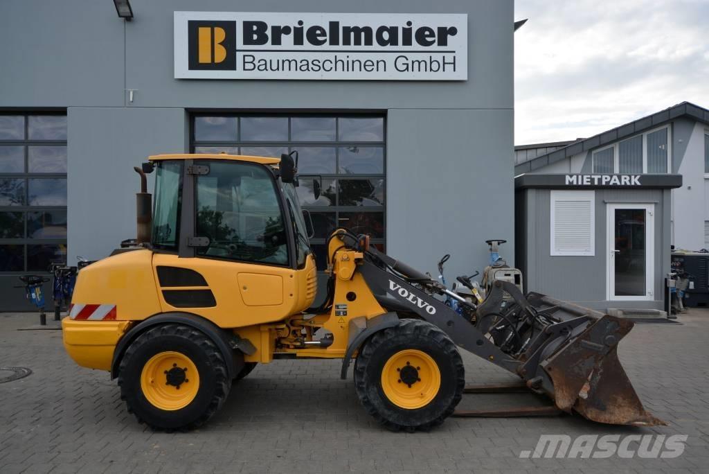 Volvo L 25 F Rataslaadurid
