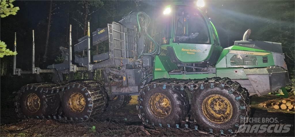 John Deere 1010G Forwarderid