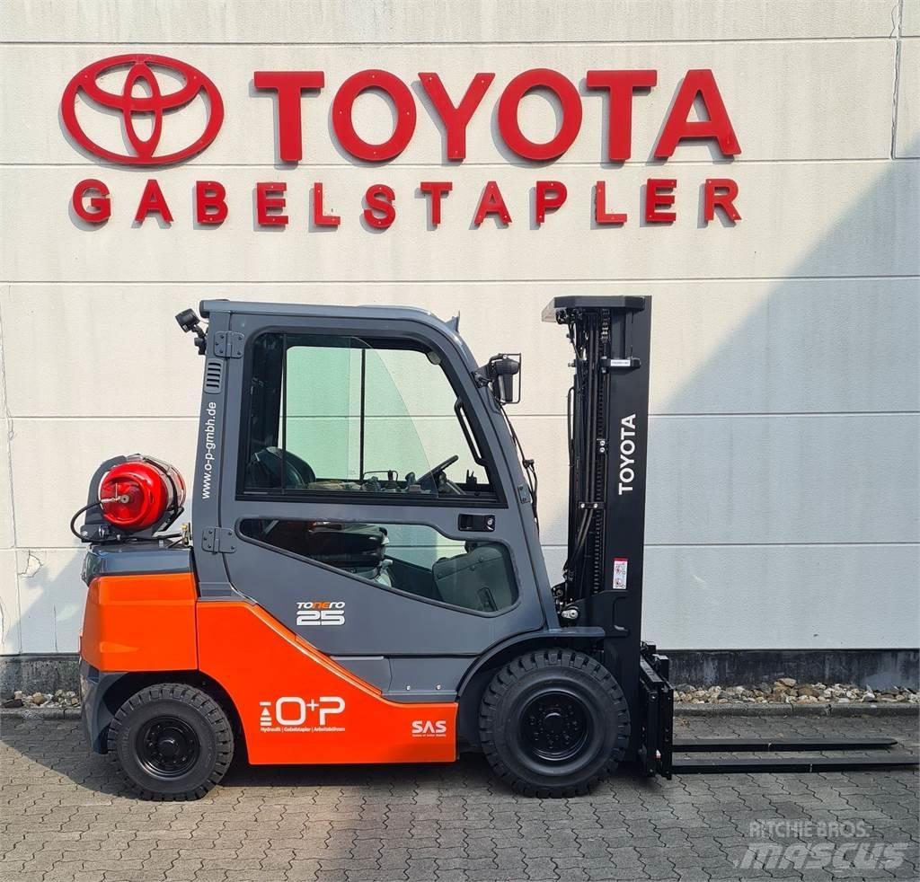 Toyota 02-8FGF25 Gaasitõstukid