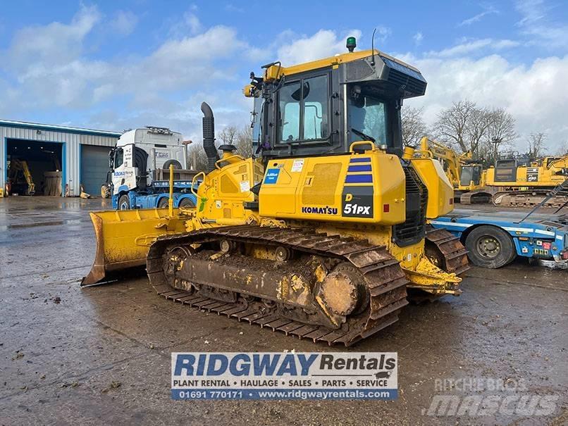 Komatsu D 51 PX Buldooserid