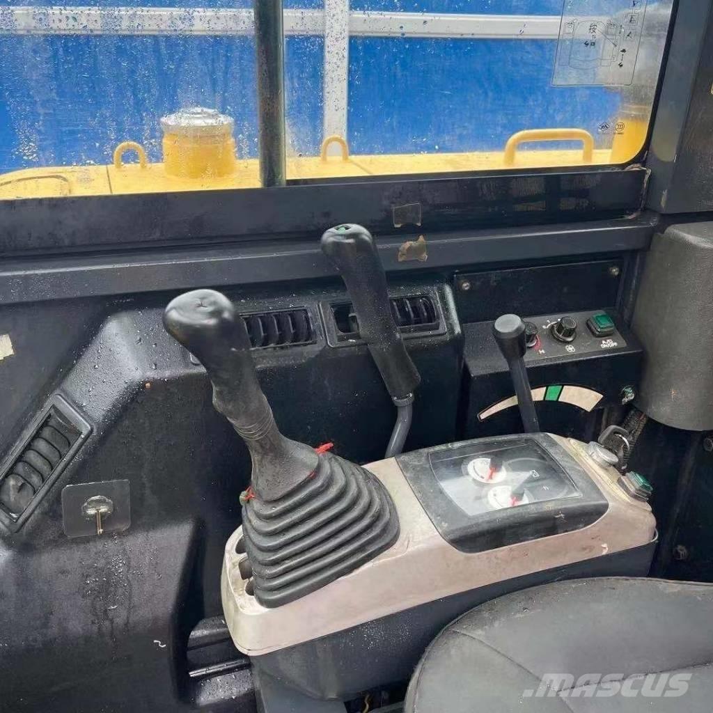 Komatsu PC56-7 Miniekskavaatorid < 7 t