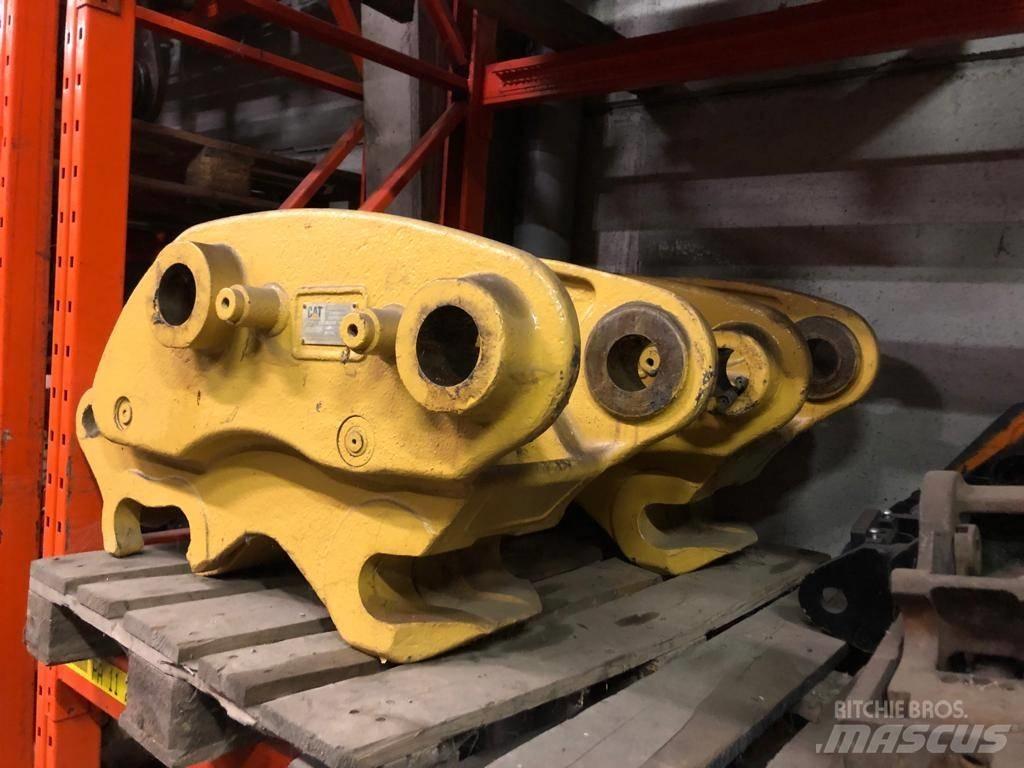 CAT 318 quick Hitch Muud osad
