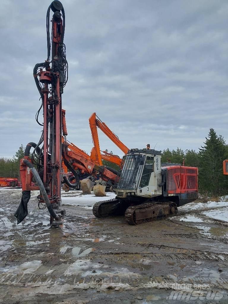 Sandvik DP 1500 i Vertikaalsed puurmasinad