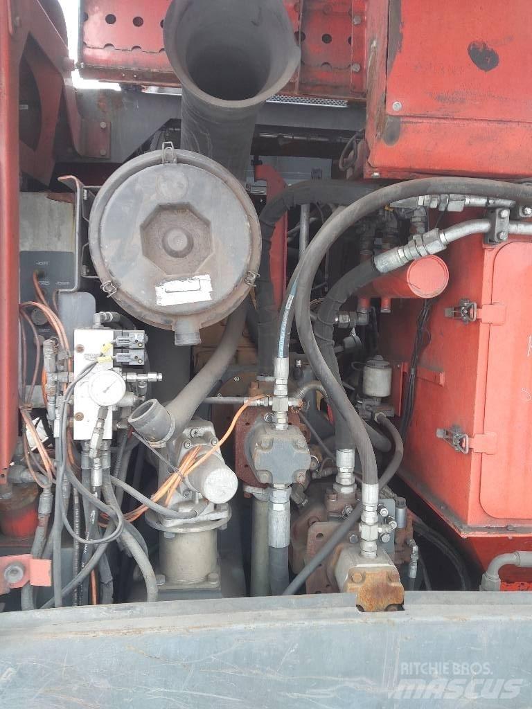 Sandvik DP 1500 i Vertikaalsed puurmasinad