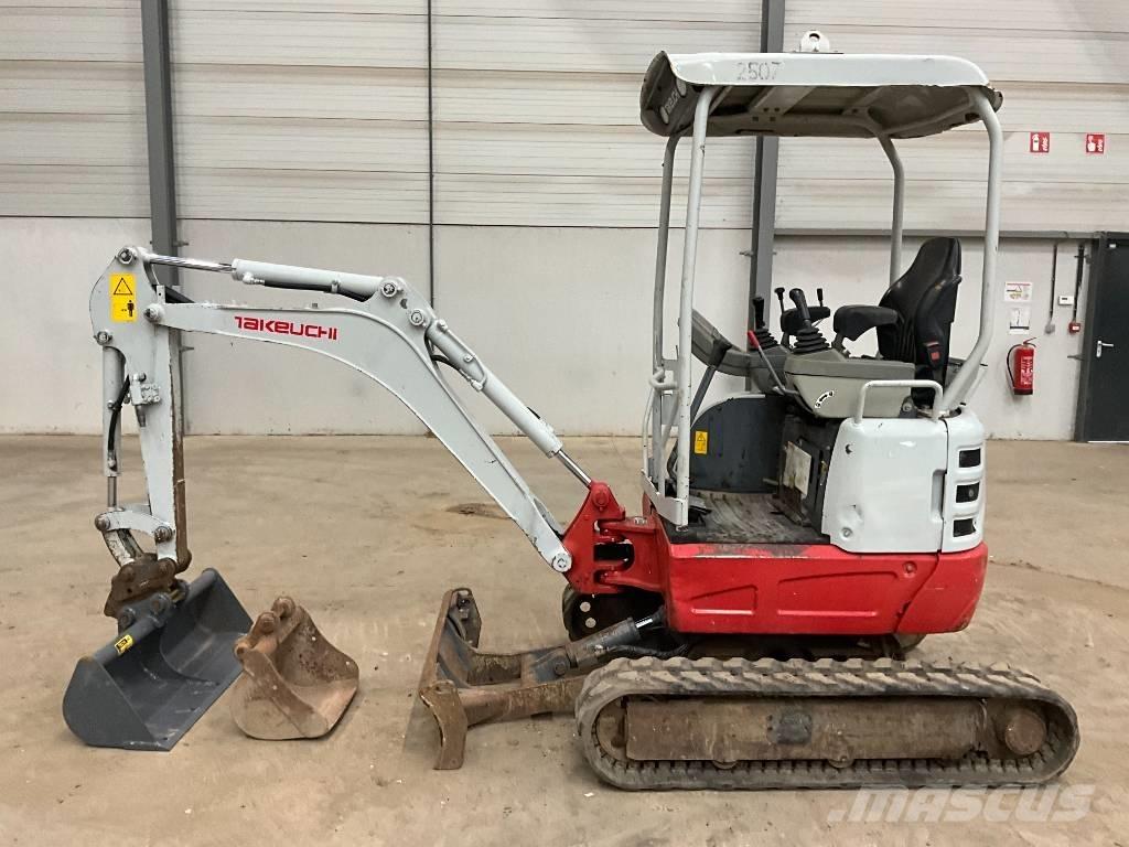 Takeuchi TB 215 R Miniekskavaatorid < 7 t