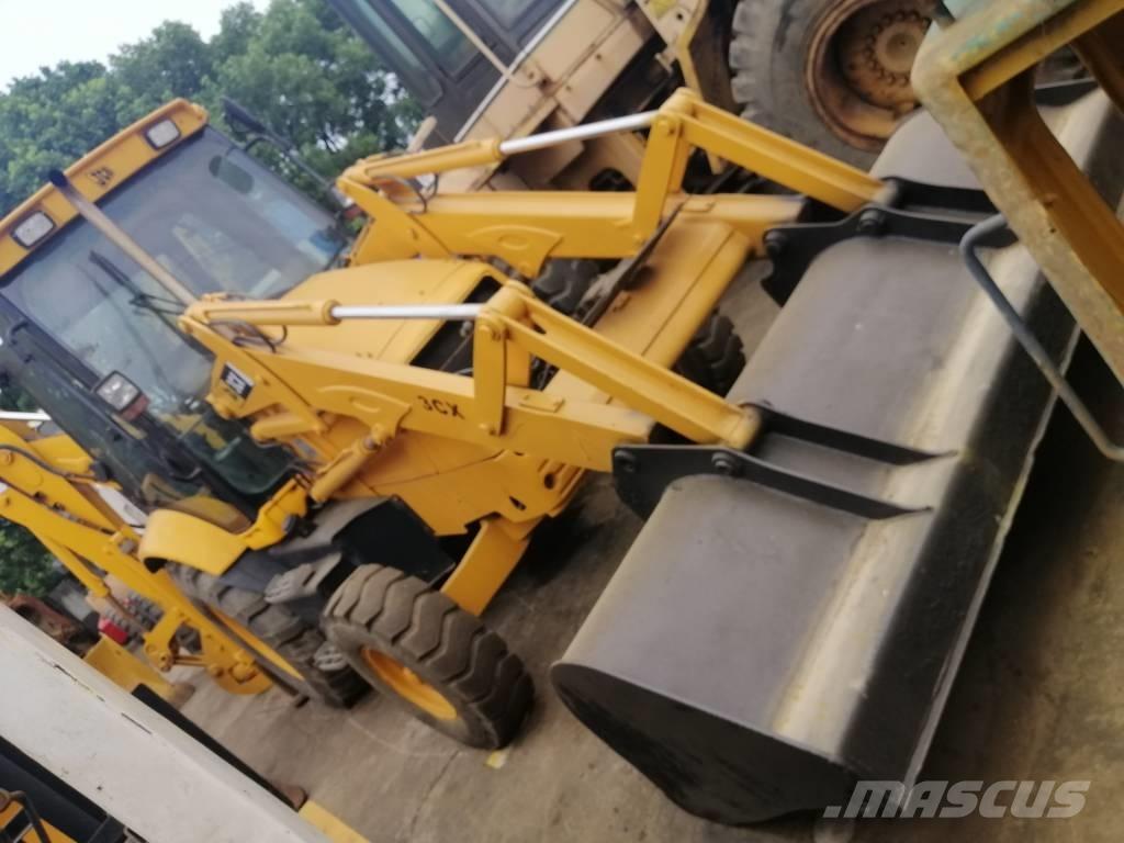 JCB 3 CX Ekskavaatorlaadurid
