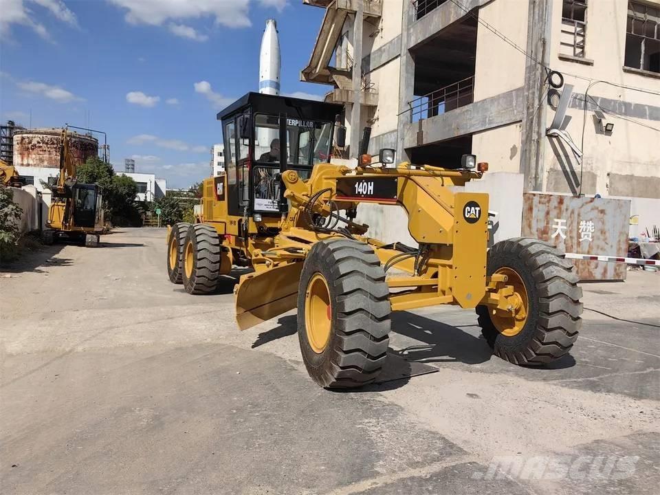 CAT 140H Greiderid