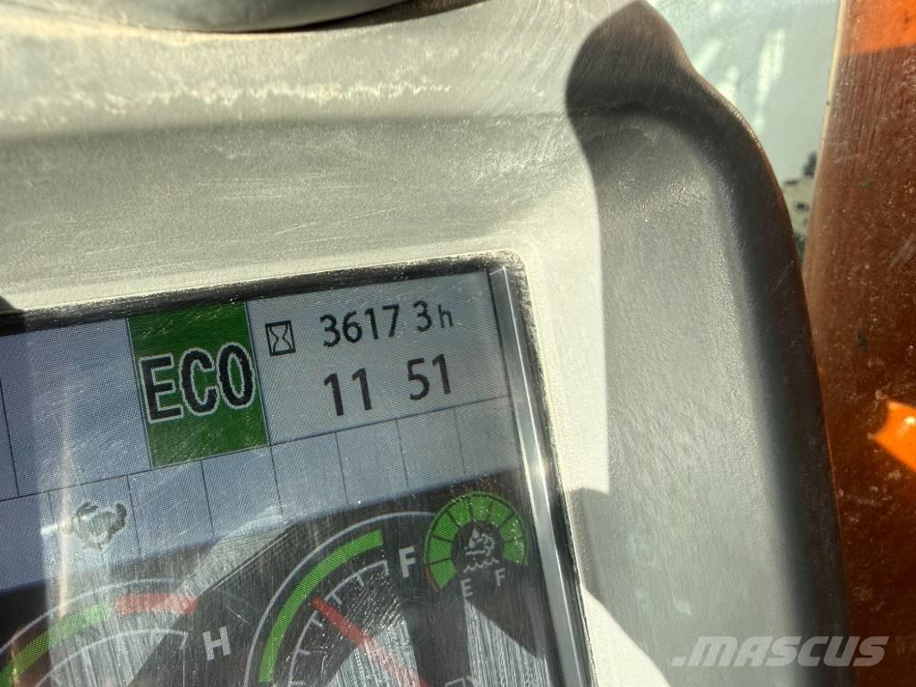 Hitachi ZX 135 US-6 Roomikekskavaatorid