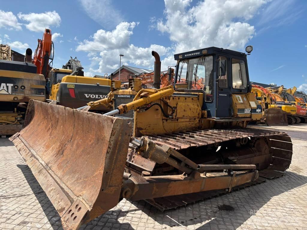 Komatsu D65PX-8 Buldooserid