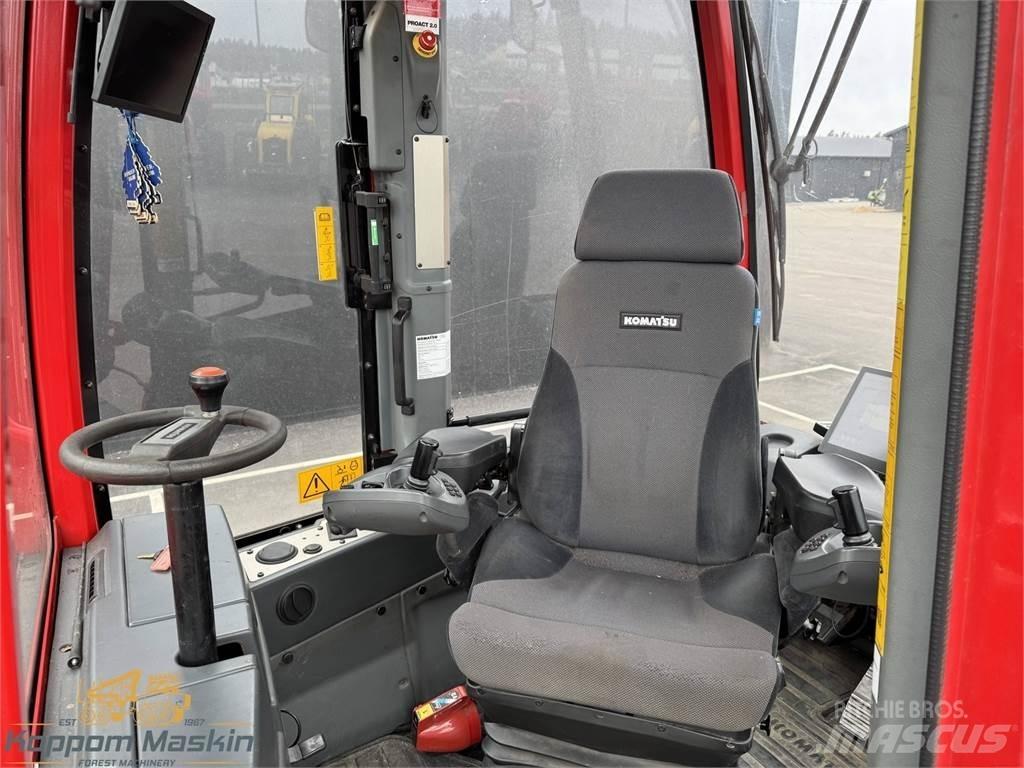 Komatsu 895 Forwarderid