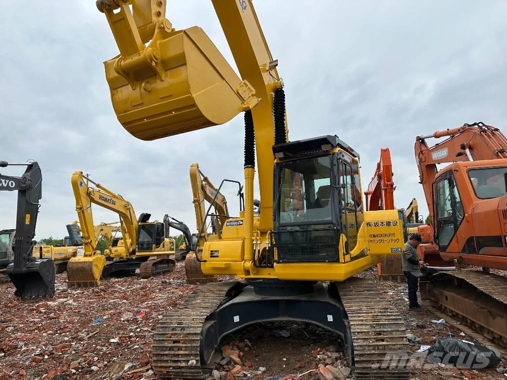 Komatsu PC 220-8M Roomikekskavaatorid