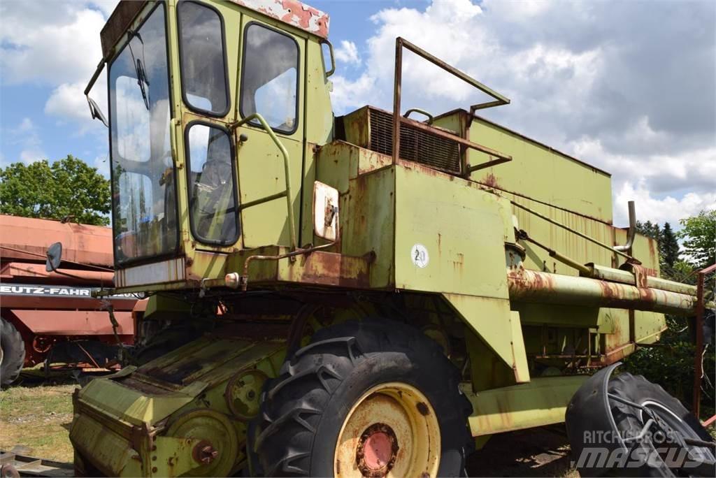 CLAAS Dominator 80 Teraviljakombainid