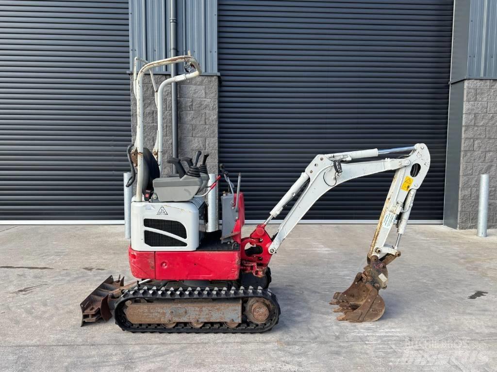 Takeuchi TB 210 R Miniekskavaatorid < 7 t