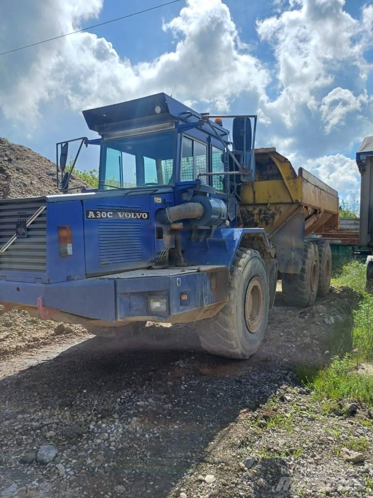 Volvo A30C Liigendraamiga pinnaseveokid