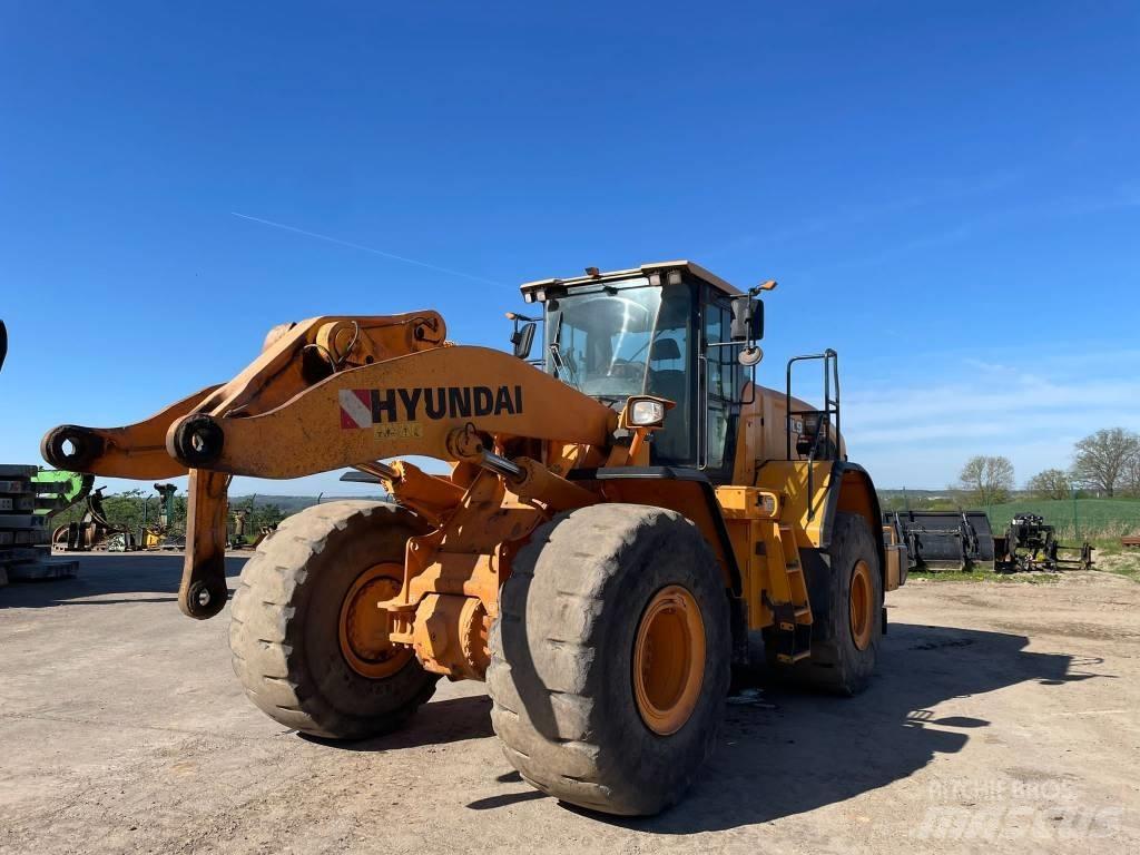 Hyundai HL 975 Rataslaadurid