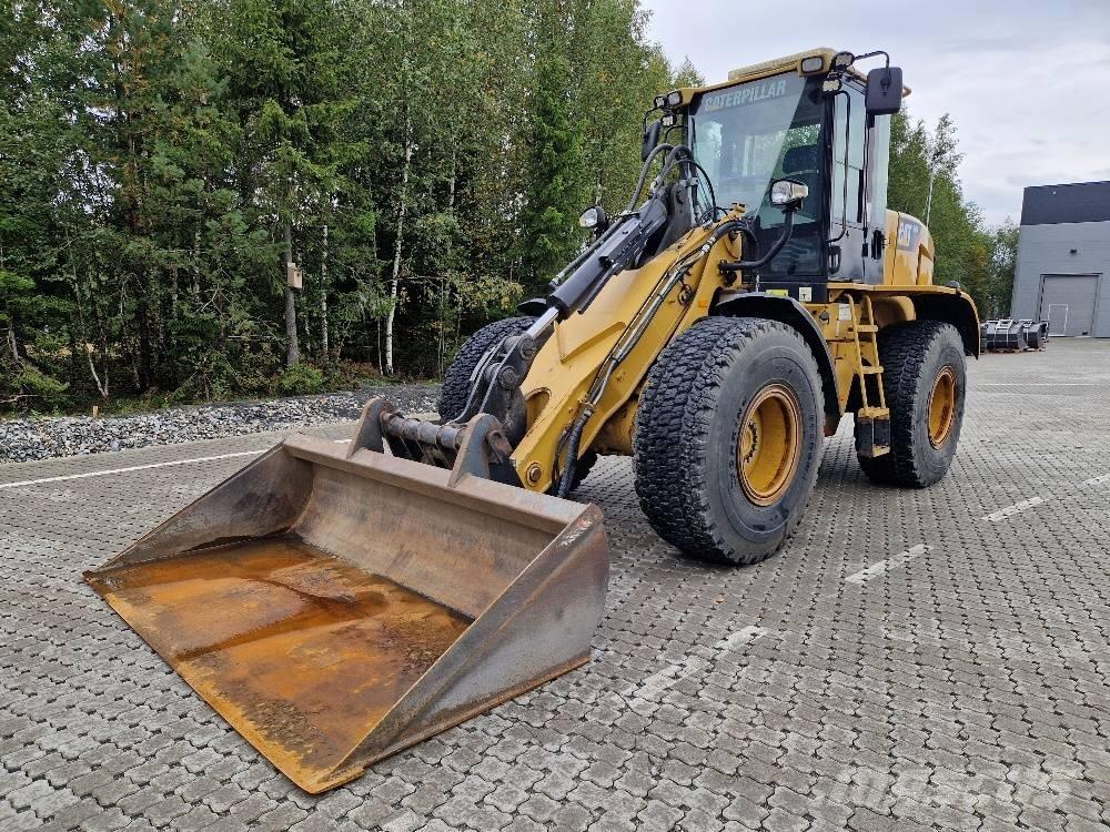 CAT 930 H Rataslaadurid