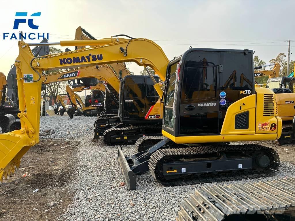 Komatsu PC 70 Roomikekskavaatorid