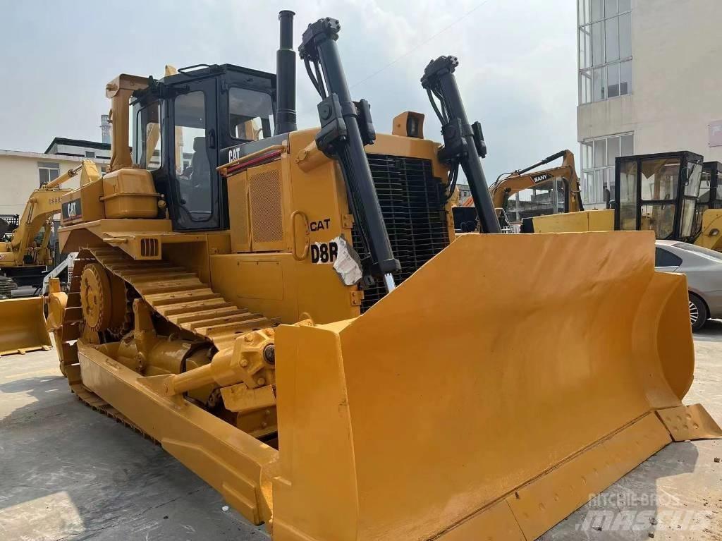 CAT D8R Buldooserid