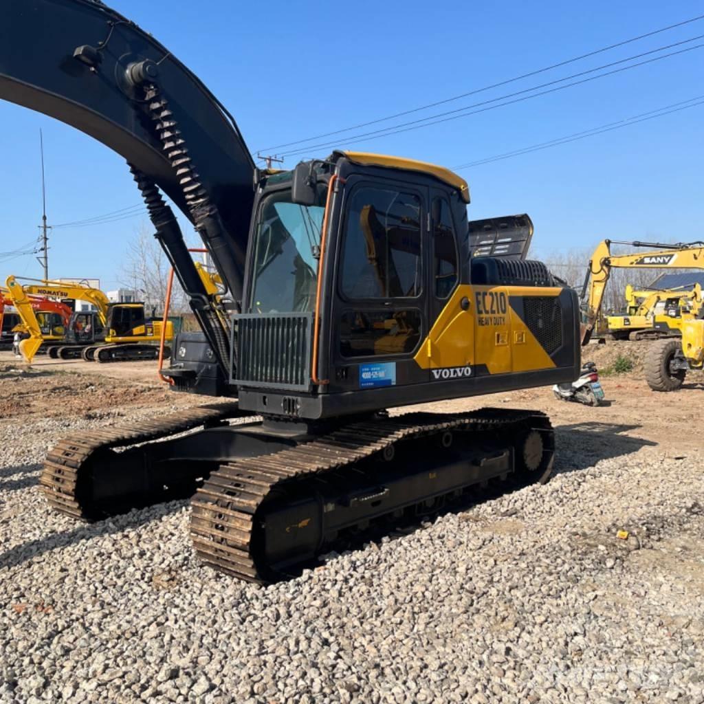 Volvo EC 210 Roomikekskavaatorid