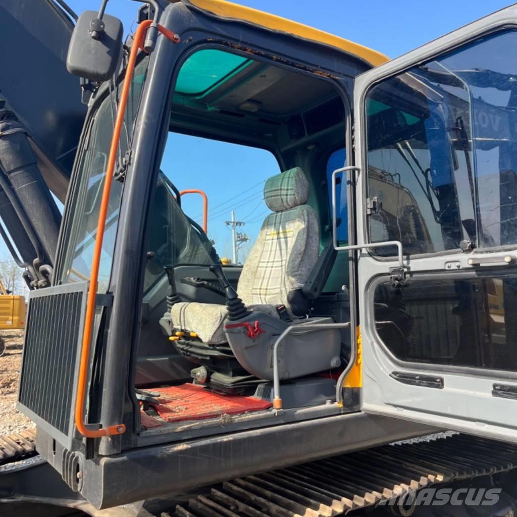 Volvo EC 210 Roomikekskavaatorid