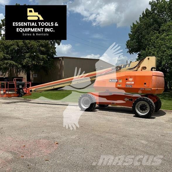 JLG 800S Teleskoop poomtõstukid