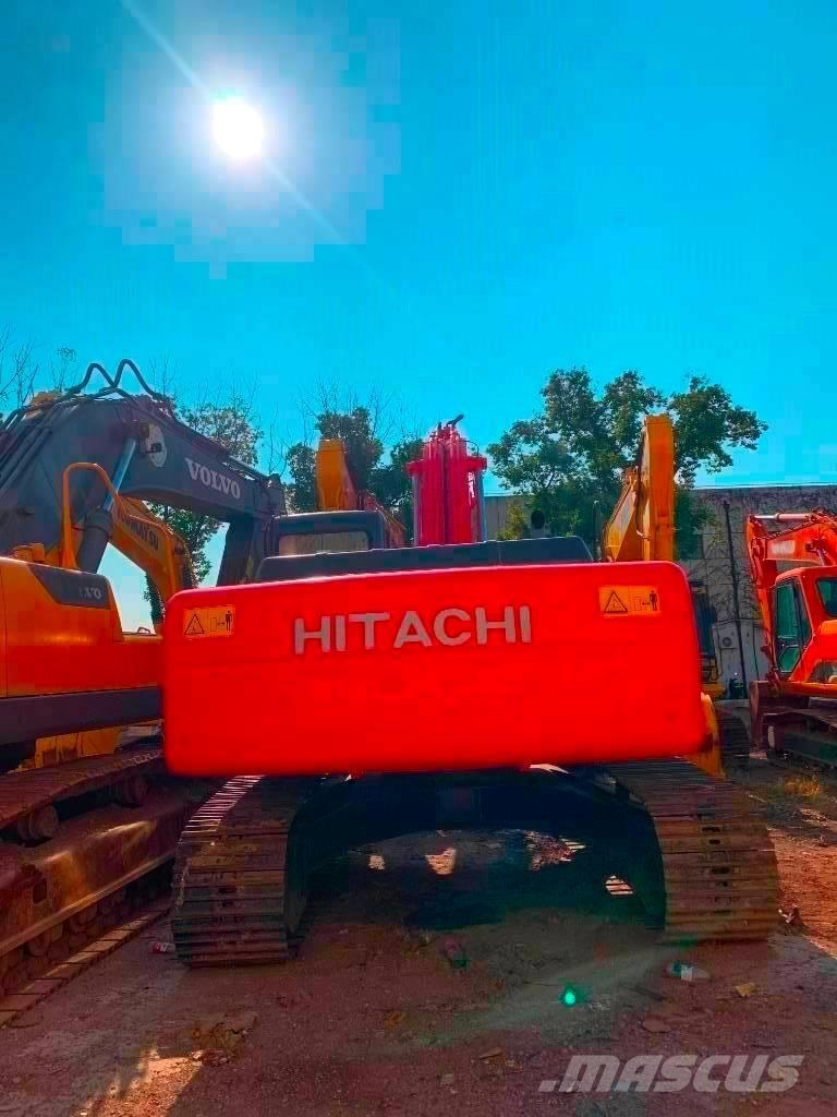Hitachi Zaxis 240 Roomikekskavaatorid
