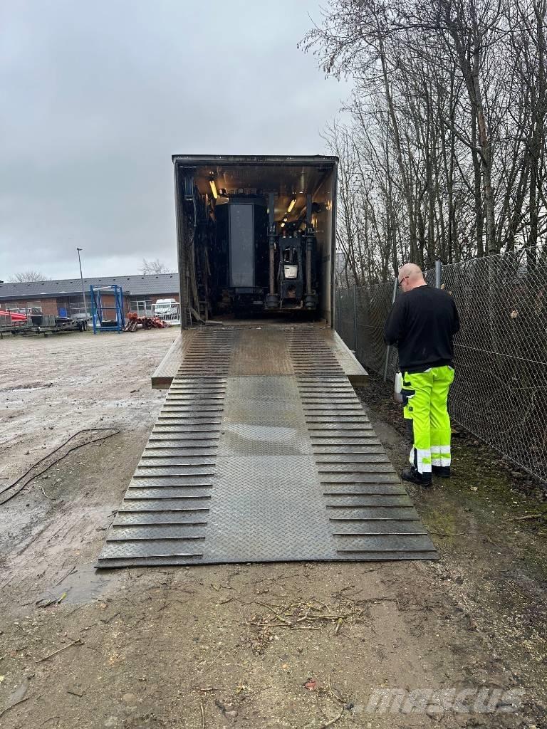 Ditch Witch JT 24 Horisontaalsed puurmasinad