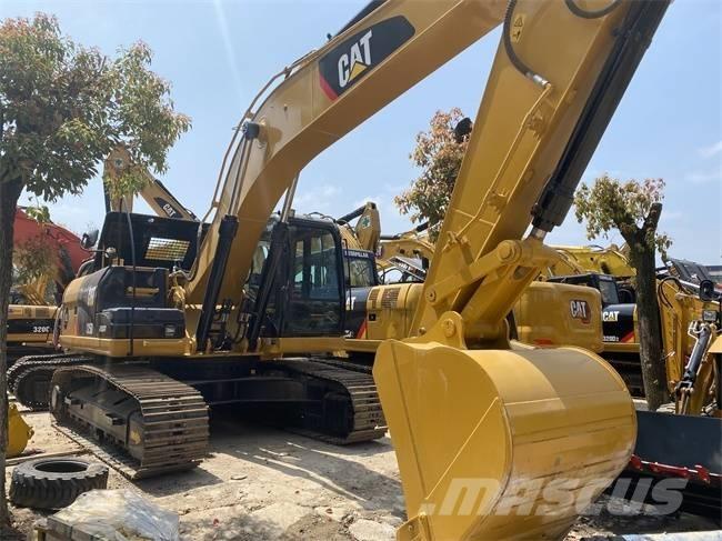 CAT 325 D Roomikekskavaatorid
