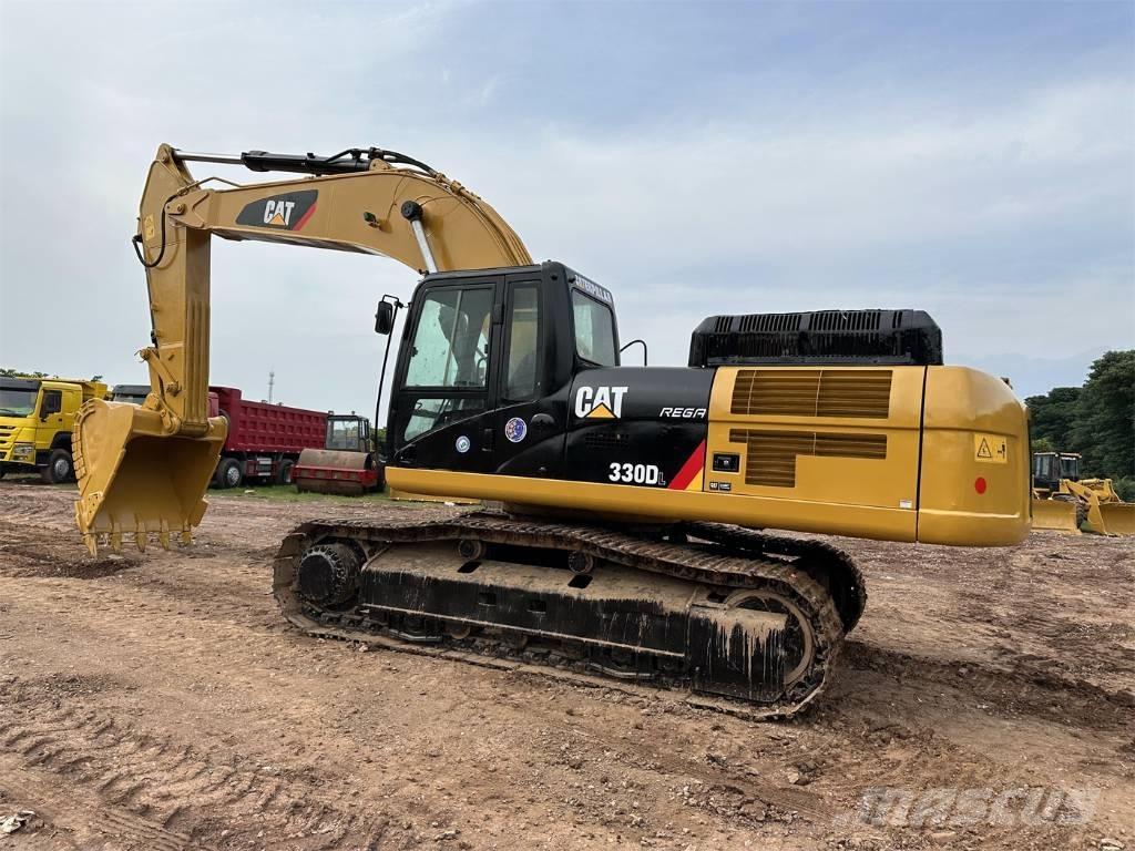 CAT 330 D Roomikekskavaatorid