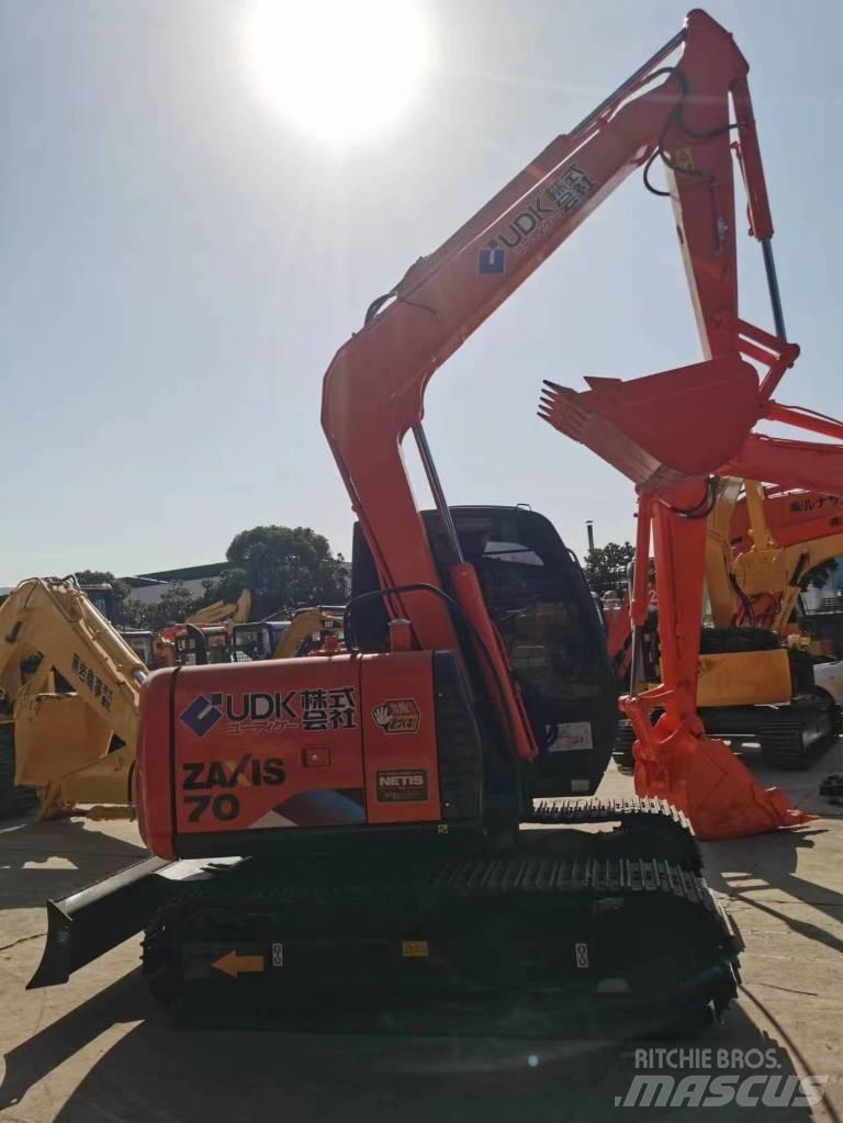Hitachi ZX 70 Miniekskavaatorid < 7 t