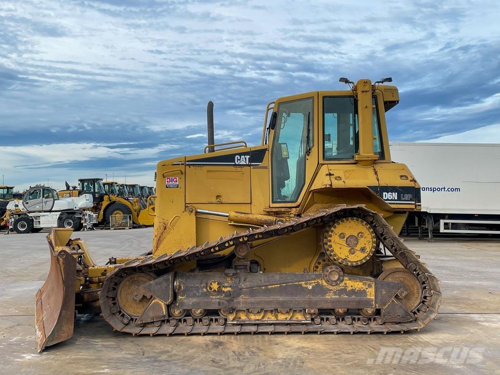 CAT D6N LGP Buldooserid
