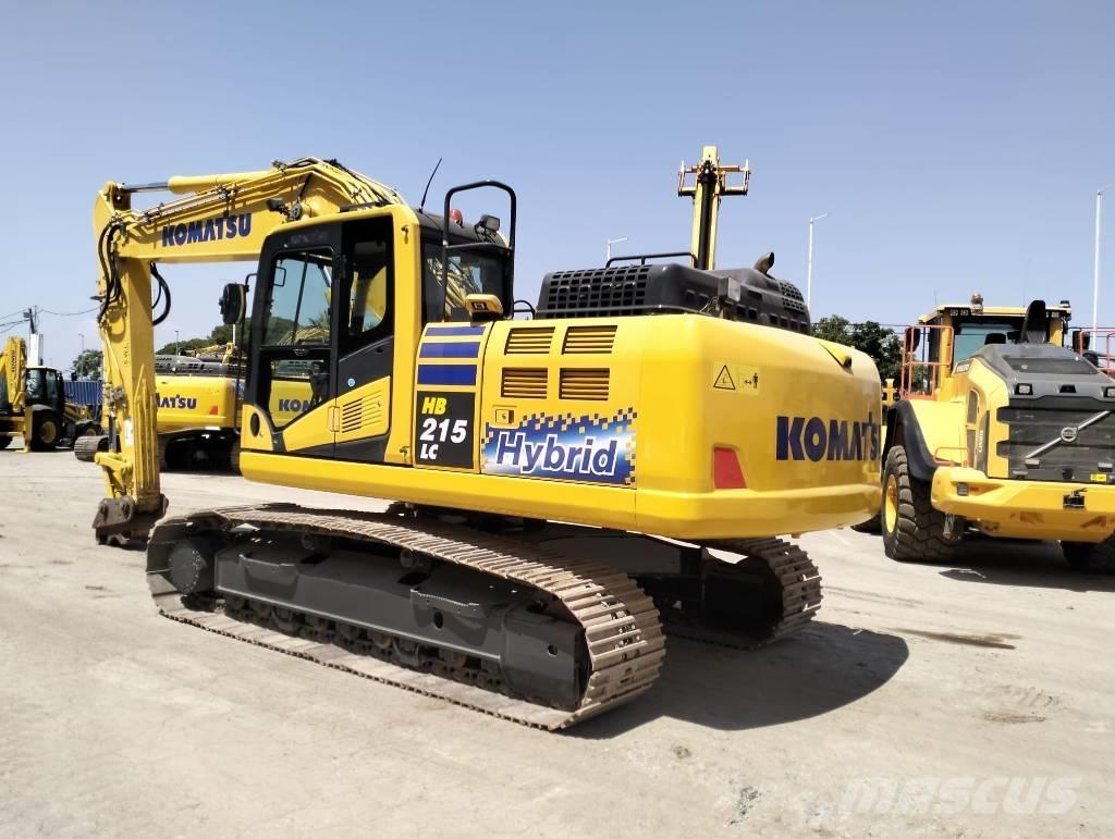 Komatsu HB 215LC-3 Roomikekskavaatorid
