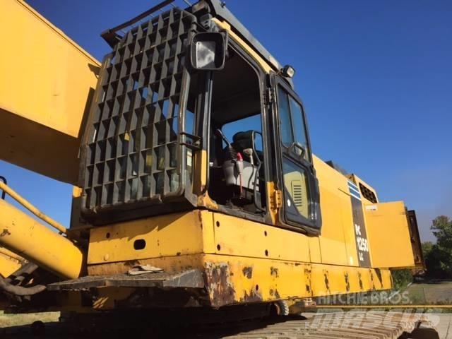 Komatsu PC1250 LC-8 Roomikekskavaatorid