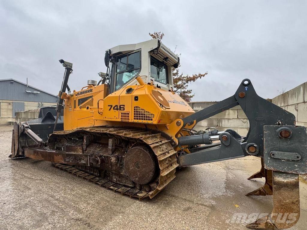 Liebherr PR 746 L Buldooserid