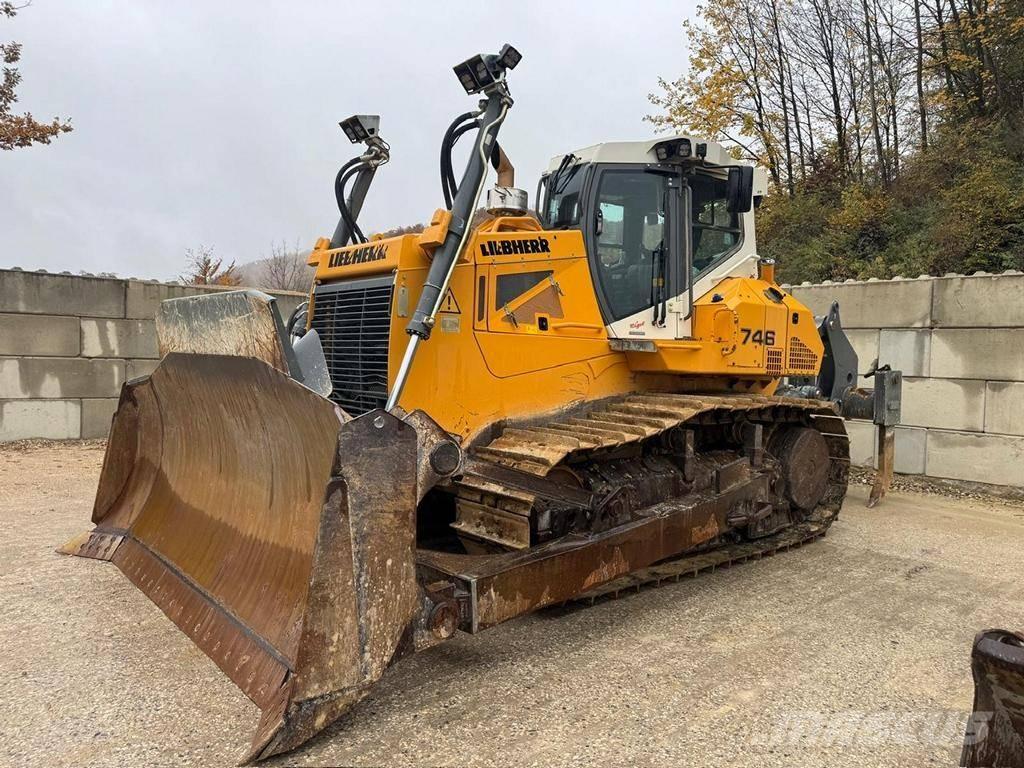 Liebherr PR 746 L Buldooserid