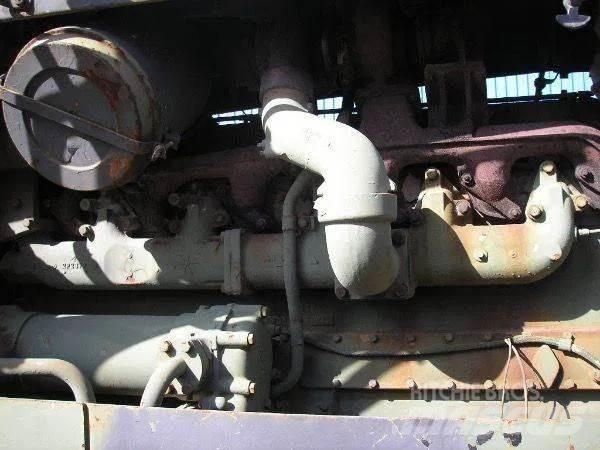 CAT D8K Buldooserid