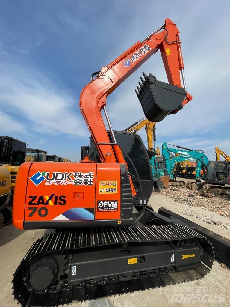 Hitachi Zaxis 70 Roomikekskavaatorid