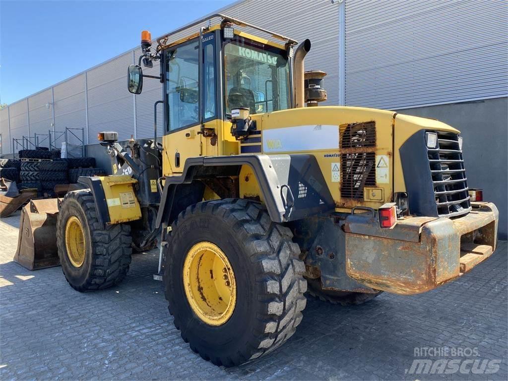 Komatsu WA250PZ-5 Rataslaadurid
