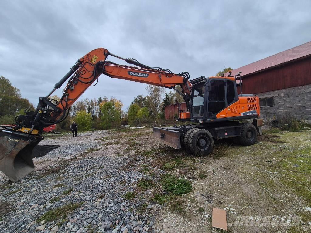 Doosan DX 170 W Ratasekskavaatorid