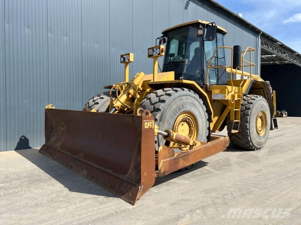 CAT 824H Ratasbuldooserid