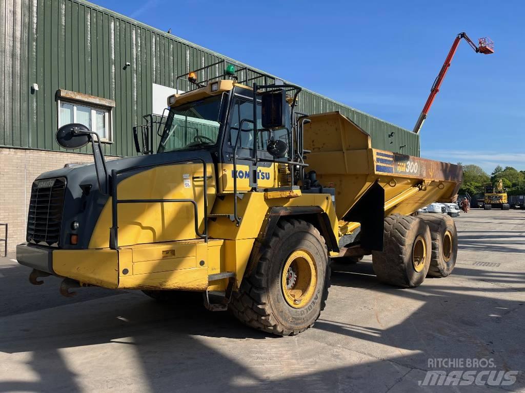 Komatsu HM 300-3 Liigendraamiga pinnaseveokid