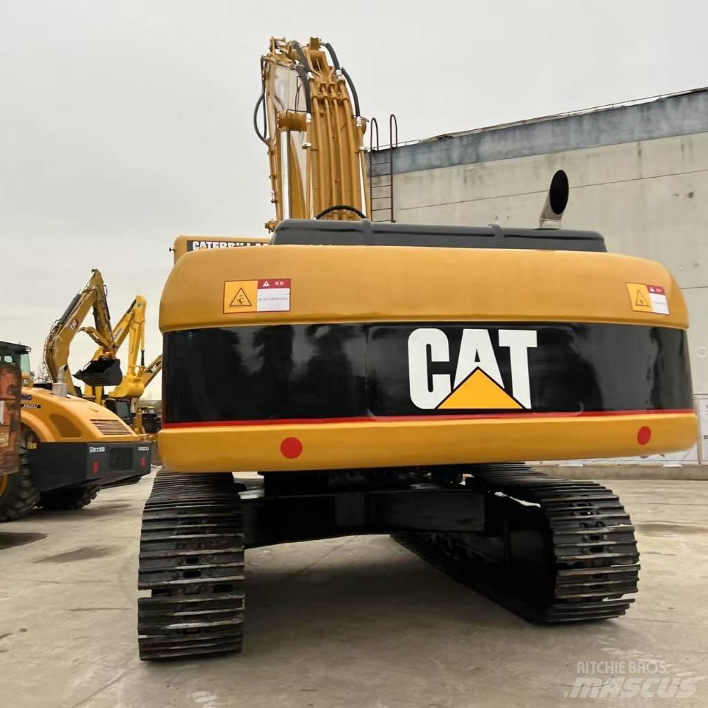 CAT 330 C Roomikekskavaatorid