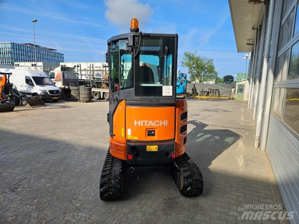 Hitachi ZX26U-6 Miniekskavaatorid < 7 t