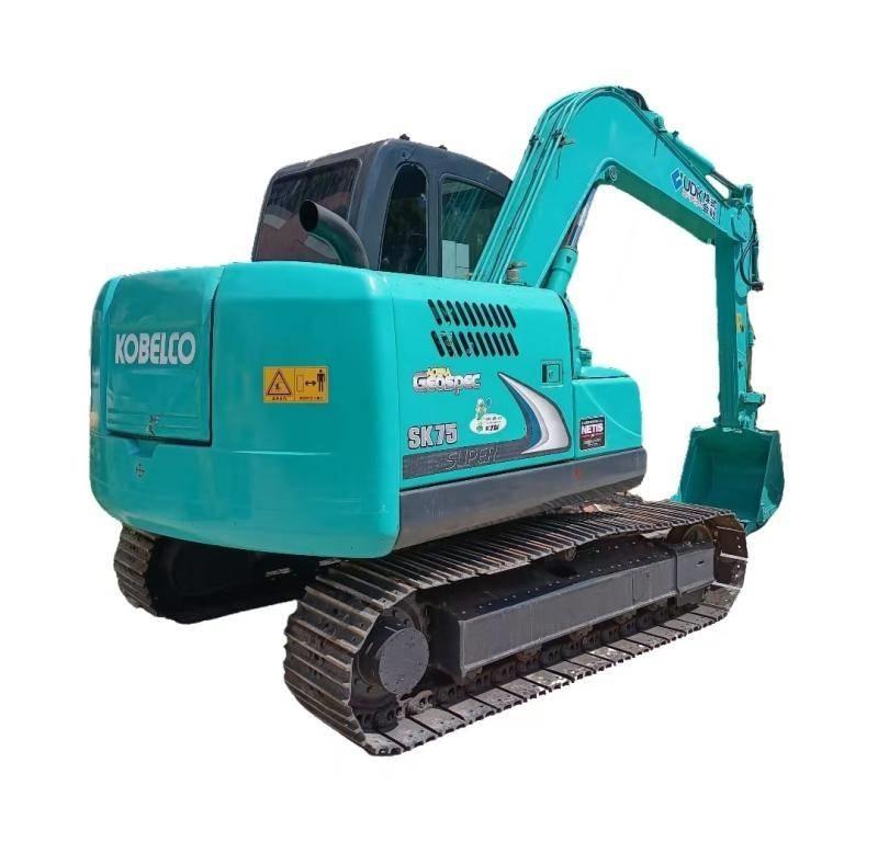 Kobelco SK 75 Roomikekskavaatorid