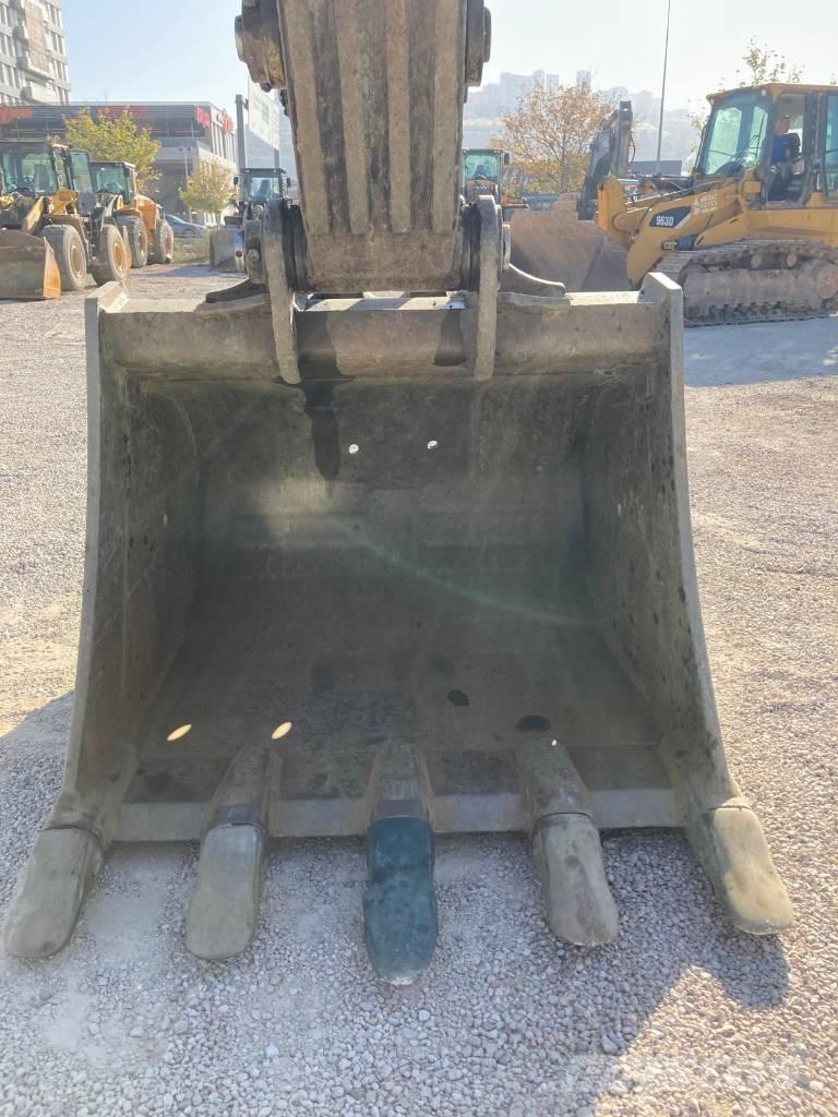 Volvo EC 380 EL Roomikekskavaatorid