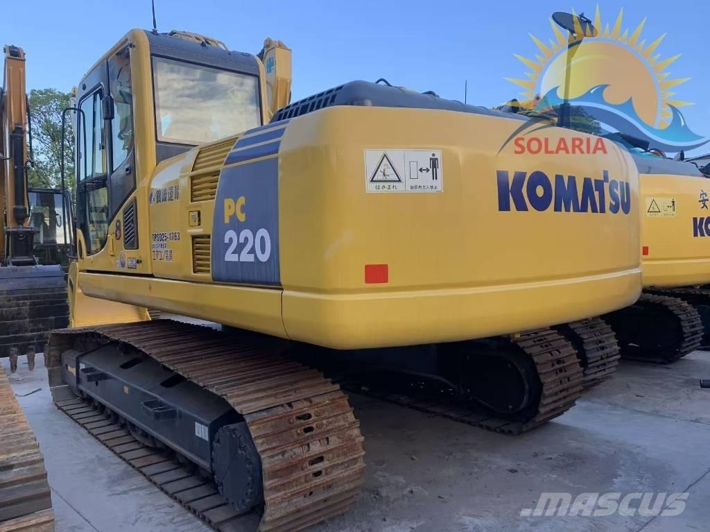 Komatsu PC 220 Roomikekskavaatorid